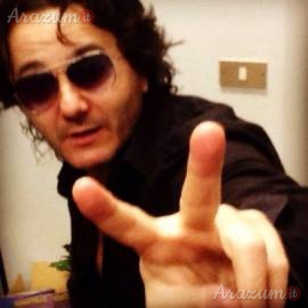 Daniele Kens - festa, Dj set, piano-bar, matrimonio, convegno, compleanno animazione..