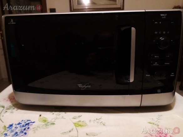 Microonde con grill e cottura a vapore Whirlpool