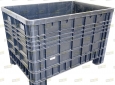 Cassoni o bins in plastica chiusi usati