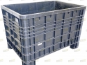 Cassoni o bins in plastica chiusi usati