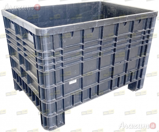 Cassoni o bins in plastica chiusi usati
