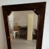 Specchio con cornice in legno scuro, 2