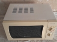 Forno microonde Moulinex con grill statico,