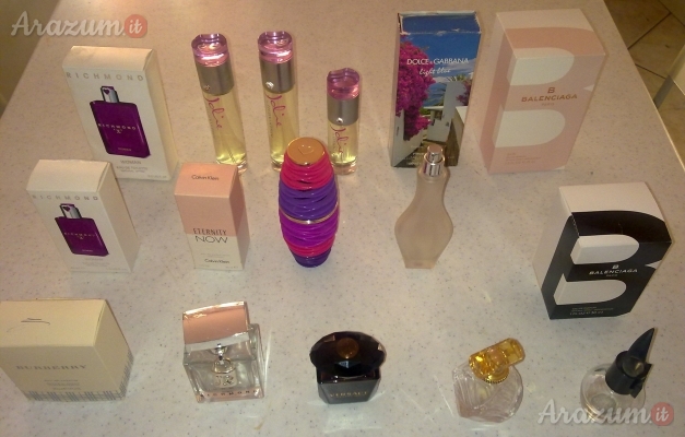 Bottiglie di profumi vuote delle migliori marche da collezione