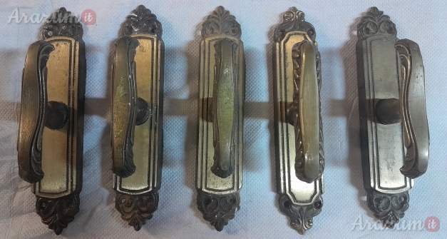 Maniglie in ottone Cremonesi per finestra complete di meccanismi di chiusura