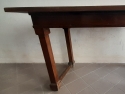 Tavolo antico in noce, XVIII secolo