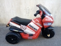 Motoretta Ducati 3 ruote elettrica Desmosedici Peg Perego completa di tutto