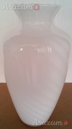 Vaso Anfora in Vetro Bianco Satinato con venature più chiare