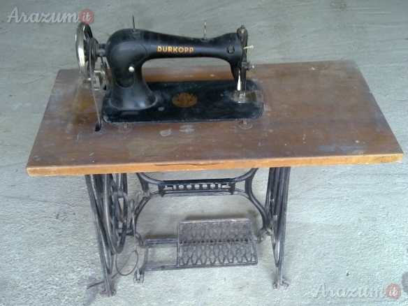 Macchina da cucire tedesca Durkopp originale fine 800