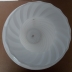 Vaso Anfora in Vetro Bianco Satinato con venature più chiare 4