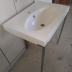 Lavandino Autoportante su Gambe in Acciaio con 2 gambe. 3
