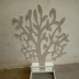 Espositore portagioie in legno bianco a forma di Albero con cassetti alla base