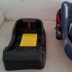 Seggiolino Ovetto auto Chicco da 0 a 13 kg. ben tenuto completo di base isofix, si aggancia e si stacca, si usa anche come ovetto da passeggio, o seggiolino da tavolo, completo di cappottina, lavato ed igienizzato. Unico piccolo difetto buco su plastica b 5