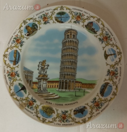 Piatti in ceramica decorata città diametro 32 cm. da collezione