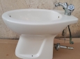 Bidet completo con miscelatore e scarico con predisposizione rubinetti laterali e uscita acqua dalla ceramica
