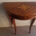 Consolle Antica XVIII SECOLO a mezza Luna in legno di Noce con un cassetto 4