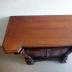 Mobile consolle o porta TV in legno di Noce con ruote sotto 2