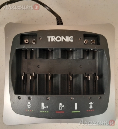 Caricabatterie Universale della Tronic per batterie Ricaricabili con LED